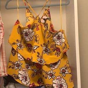 yellow cute floral pattern top !